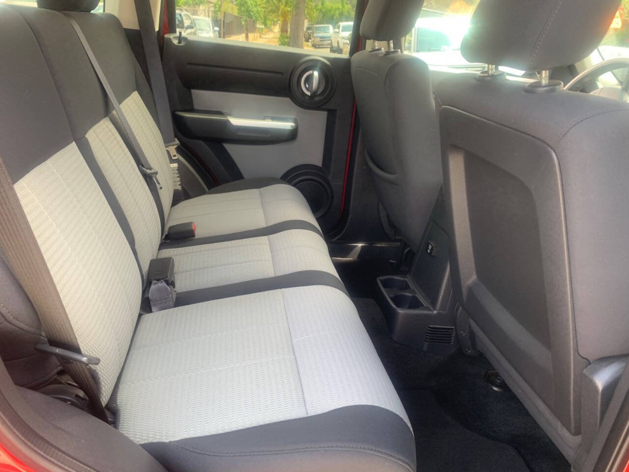Used 2007 Dodge Nitro SLT RWD image 12
