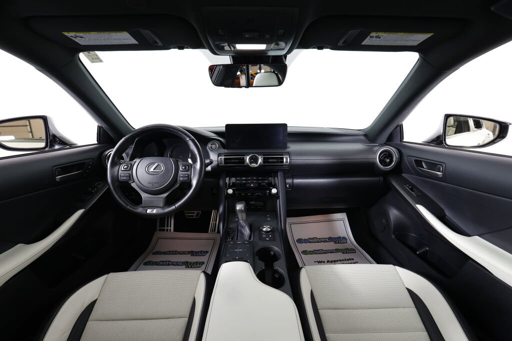 Used 2022 Lexus IS 500 RWD image 27