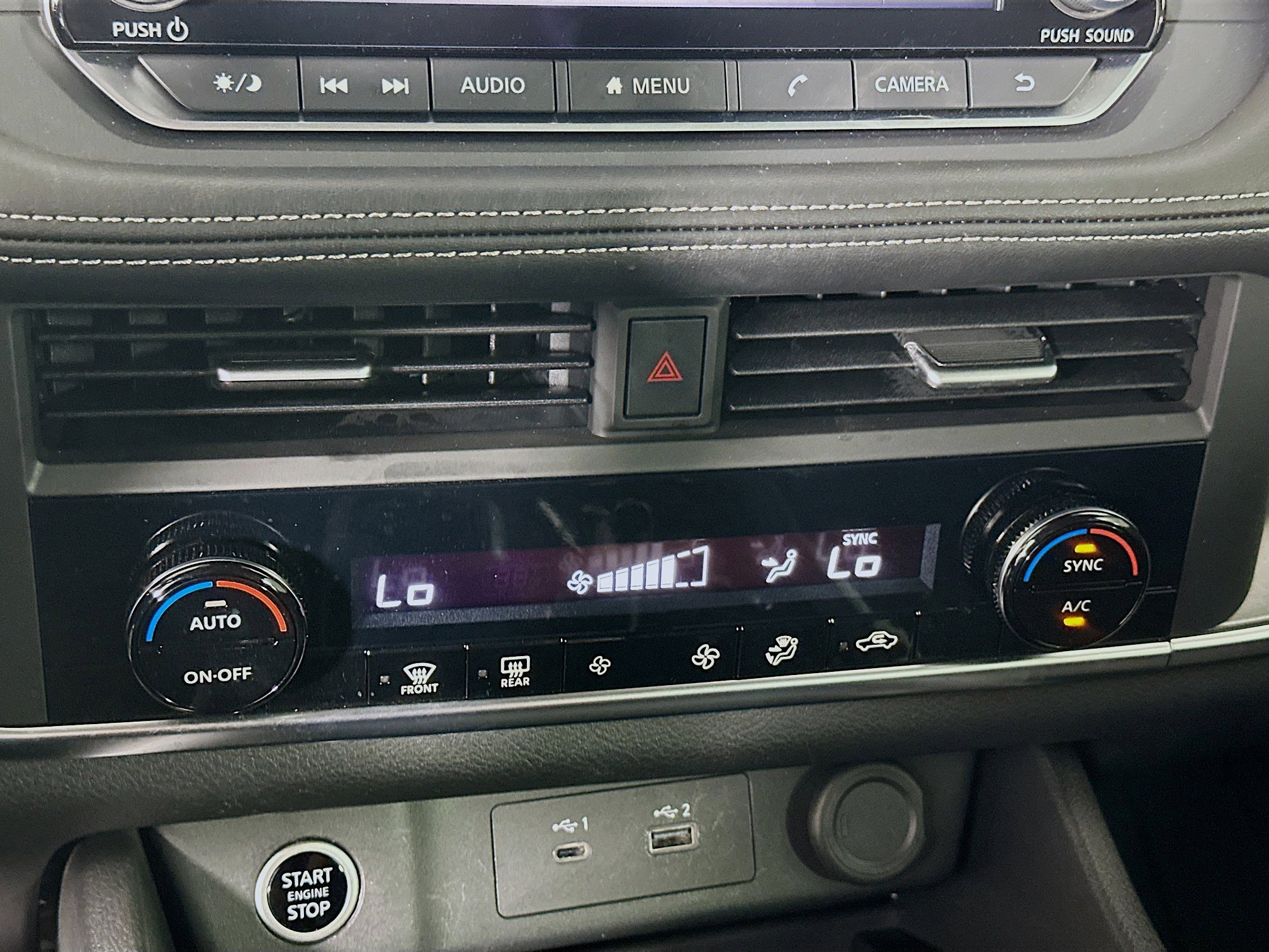 Used 2023 Nissan Rogue SV FWD image 23