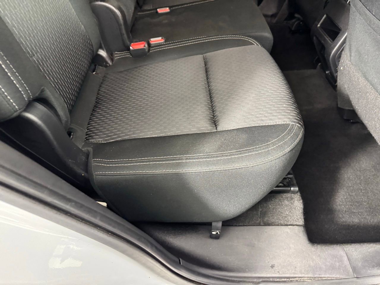 Used 2022 Mitsubishi Outlander ES image 29