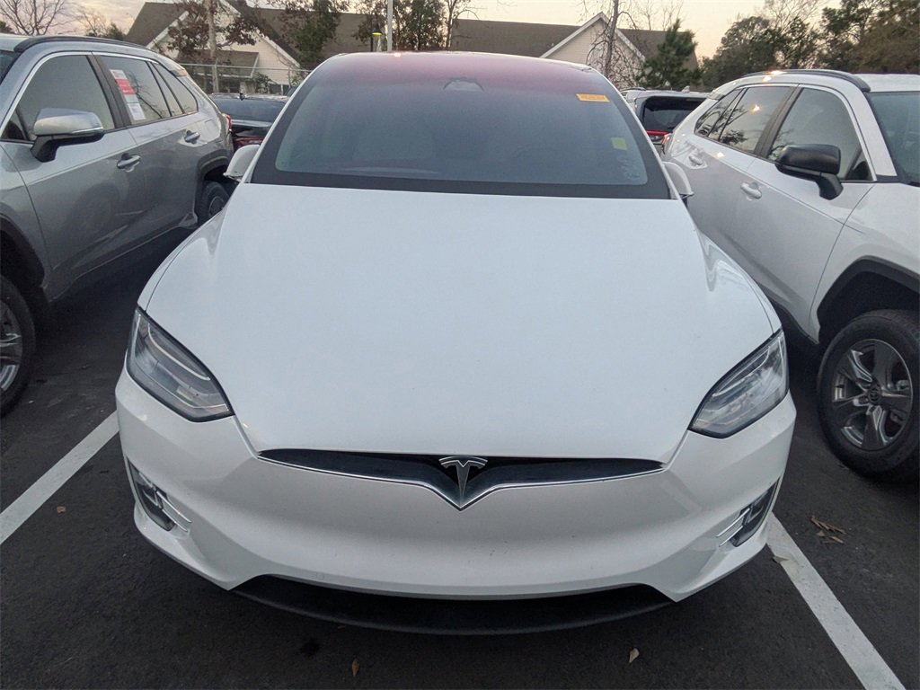 Used 2018 Tesla Model X 75D image 2