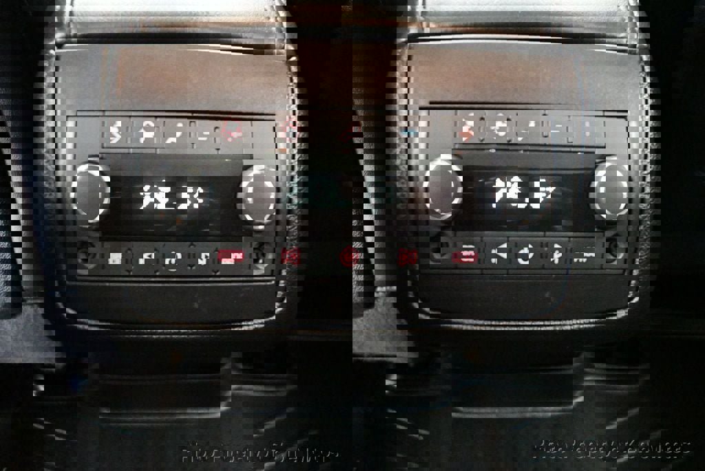 Used 2011 GMC Acadia Denali image 25