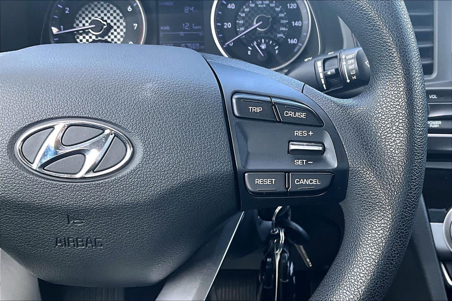 Used 2019 Hyundai Elantra SE w/ Cargo Package FWD image 24