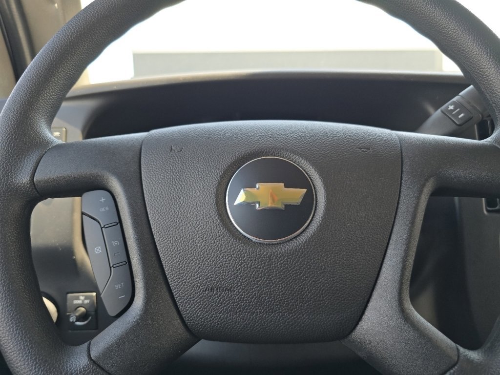 New 2026 Chevrolet Express 2500 Extended w/ Driver Convenience Package RWD image 20