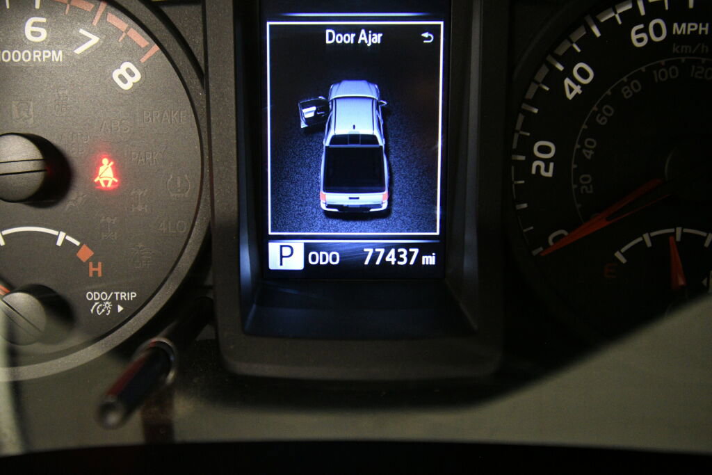 Certified 2019 Toyota Tacoma SR image 15