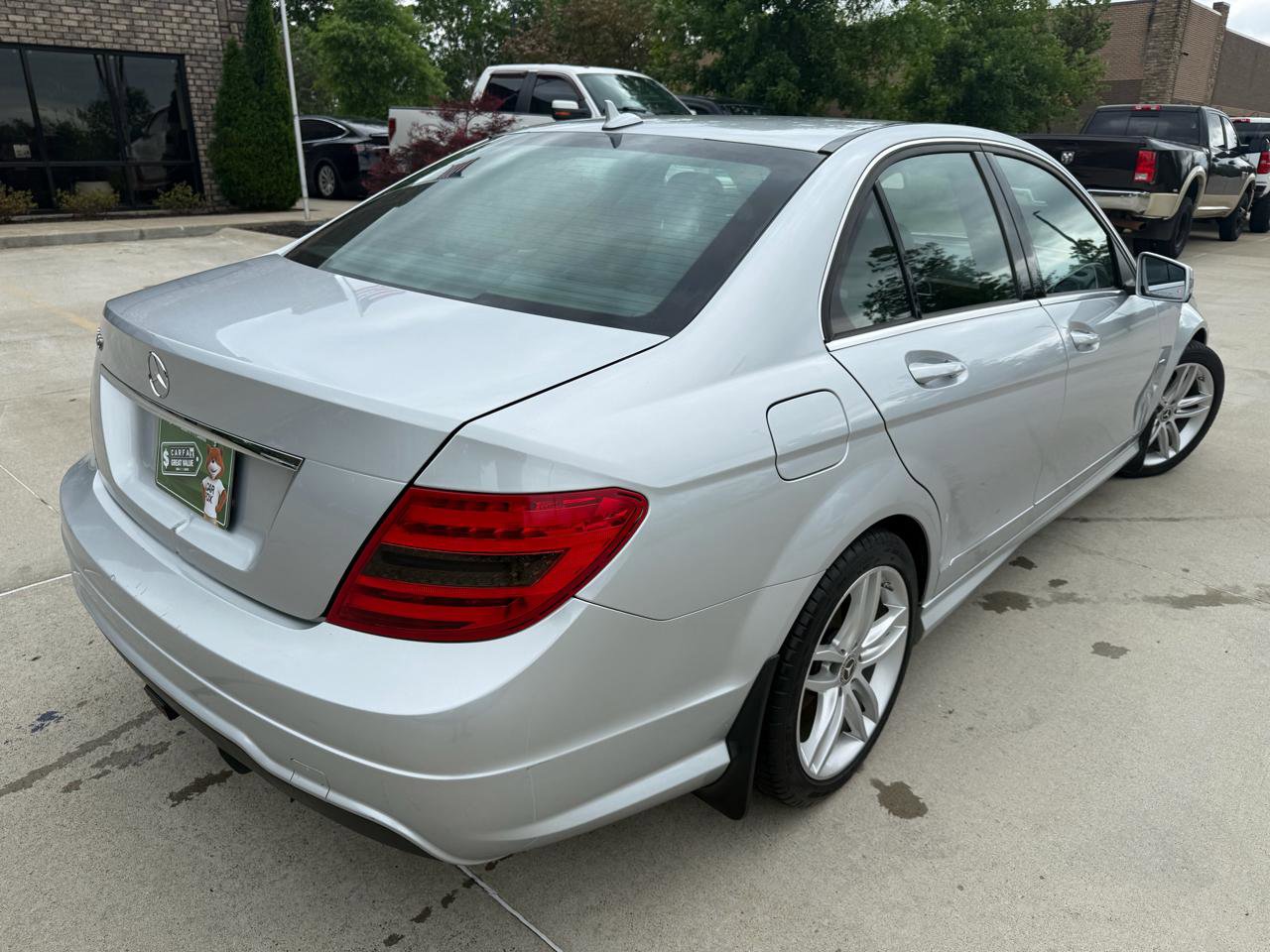Used 2012 Mercedes-Benz C 250 Sedan image 3