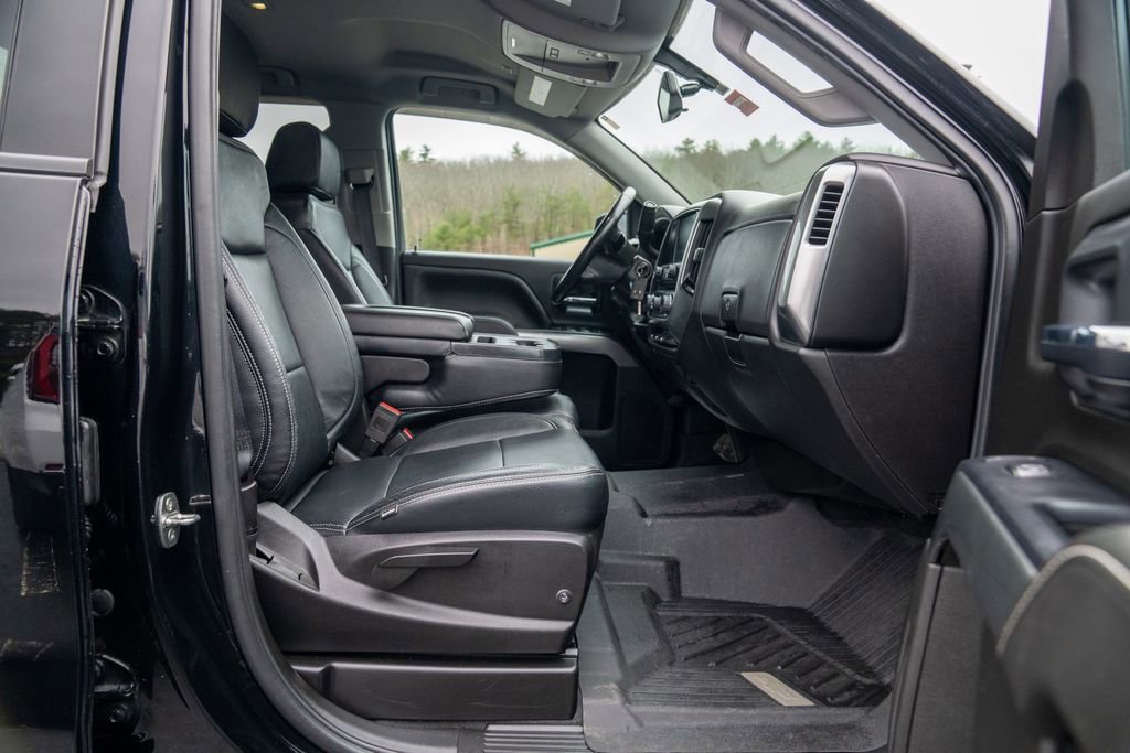 Used 2019 Chevrolet Silverado 1500 LT w/ All Star Edition image 13