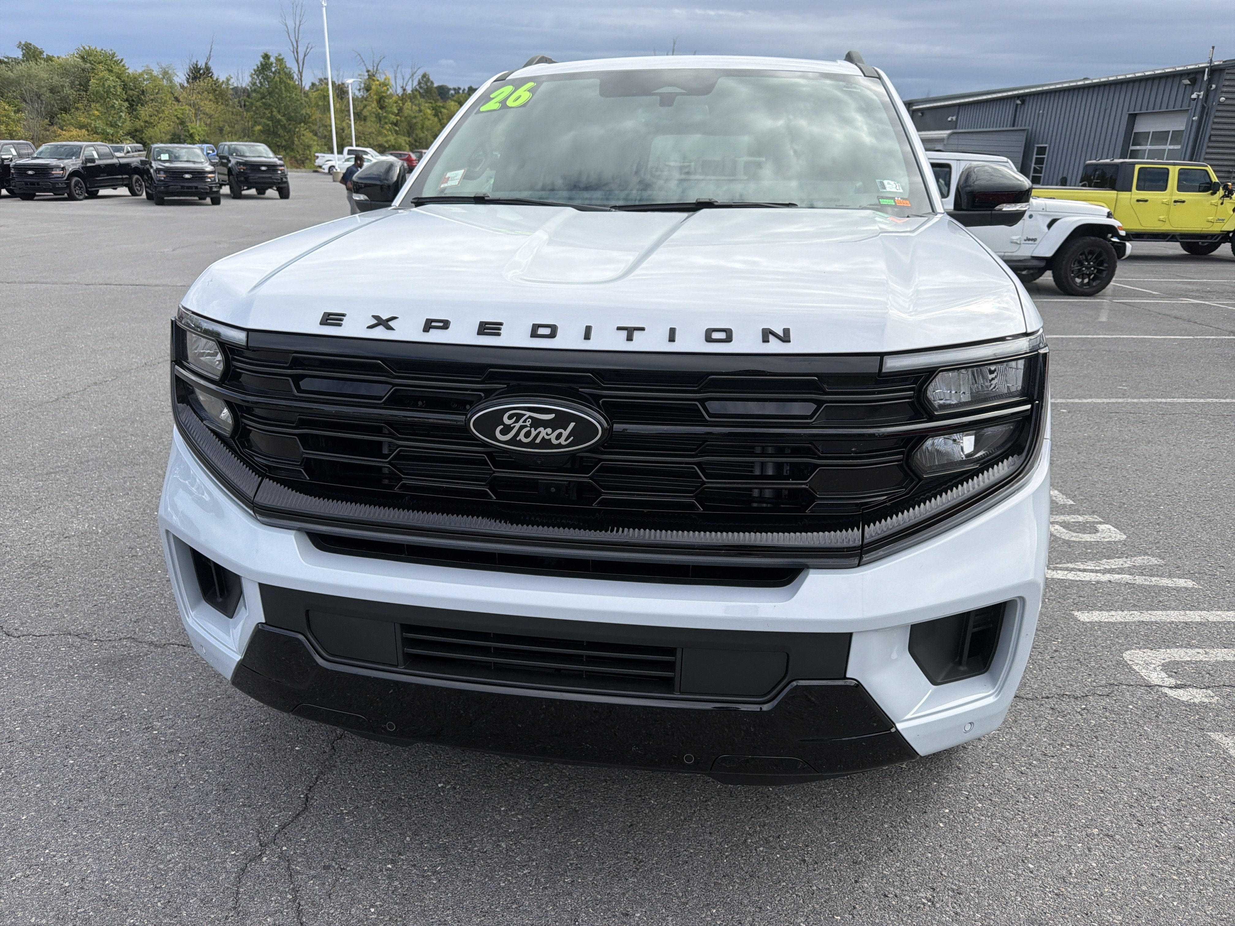 Used 2026 Ford Expedition Max Platinum w/ Stealth Appearance Package AWD/4WD image 9