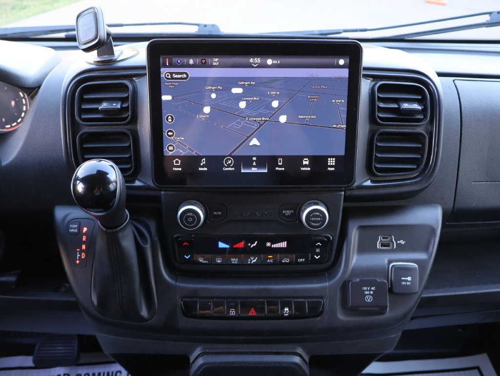 Used 2024 RAM ProMaster 2500 w/ Premium Convenience Group FWD image 22