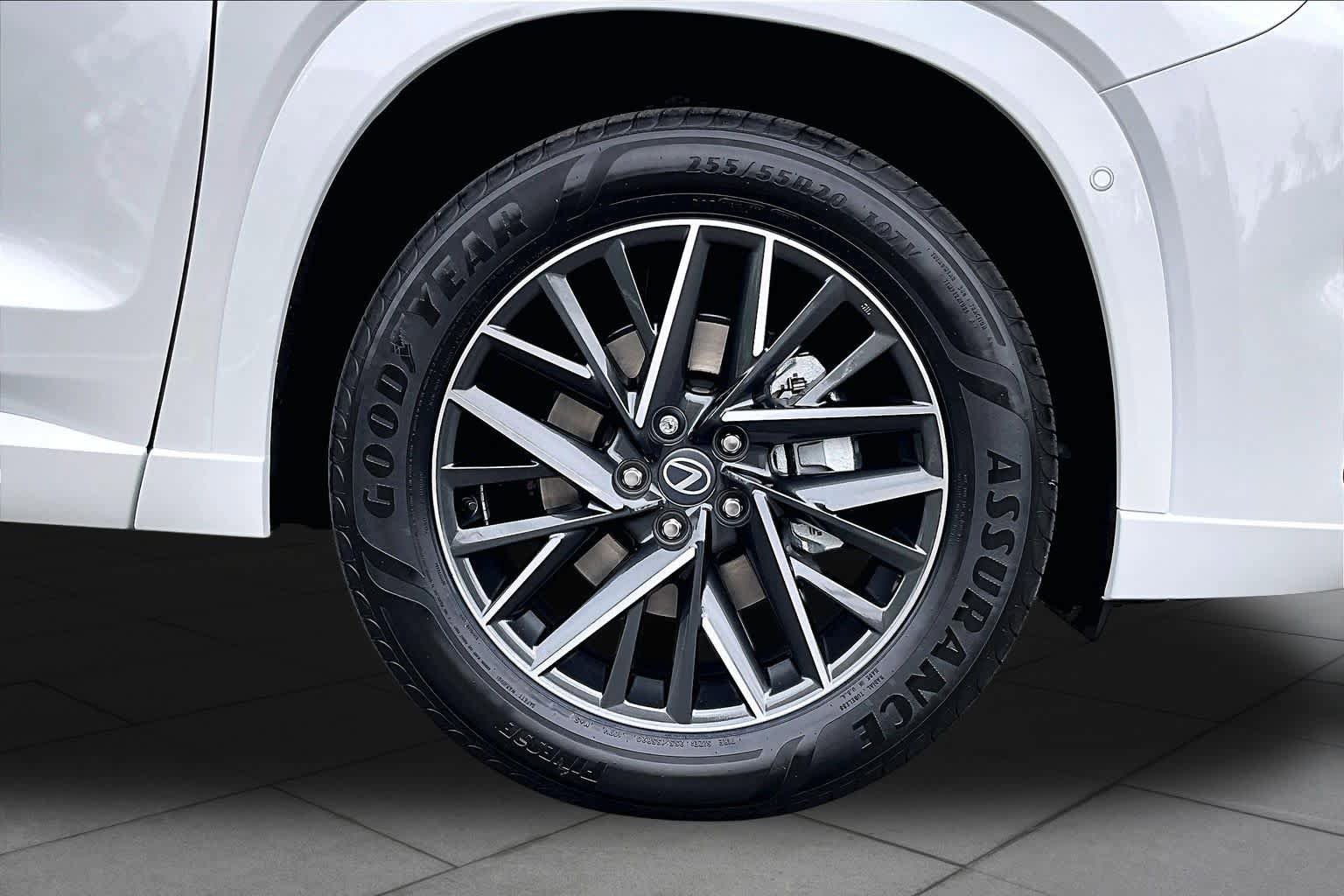New 2026 Lexus TX 350 FWD image 9