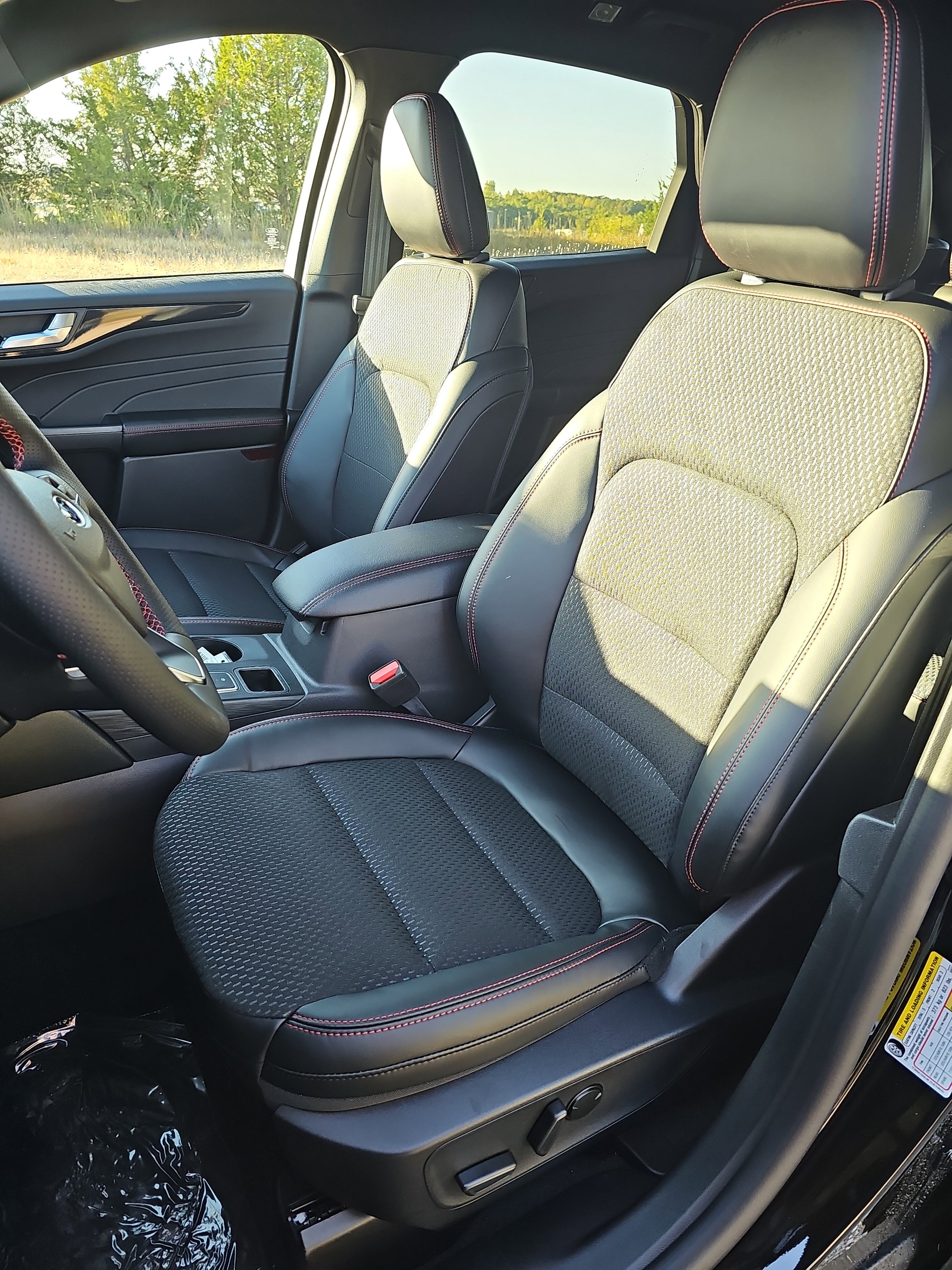 New 2026 Ford Escape ST-Line Select image 19