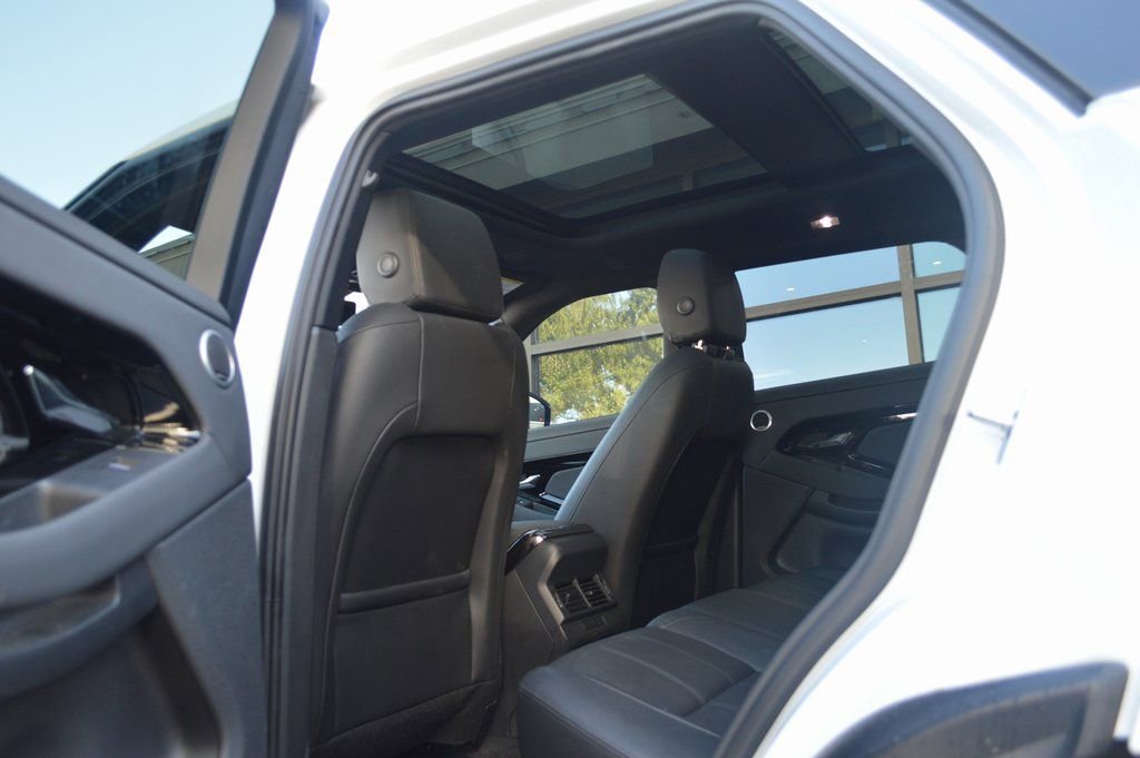 Certified 2025 Land Rover Range Rover Evoque S AWD/4WD image 32