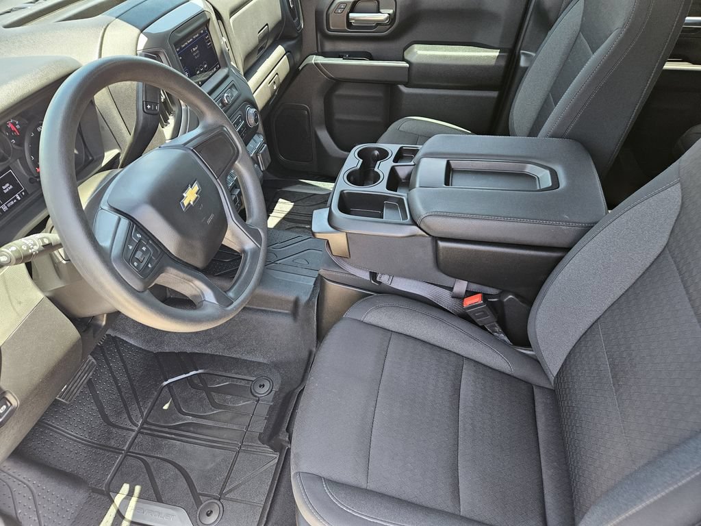 Used 2025 Chevrolet Silverado 2500 Custom w/ Custom Value Package AWD/4WD image 19