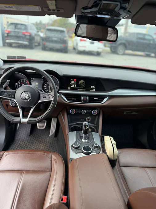 Used 2018 Alfa Romeo Stelvio Sport w/ Quick Order Package 22J Sport image 12