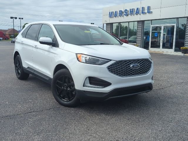 Used 2024 Ford Edge SEL AWD/4WD image 3