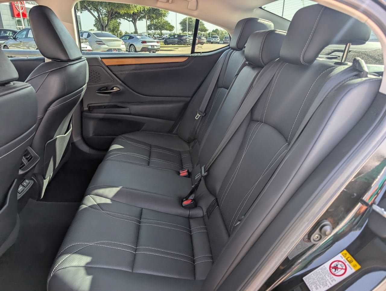 Used 2019 Lexus ES 350 F Sport w/ Accessory Package 2 FWD image 26