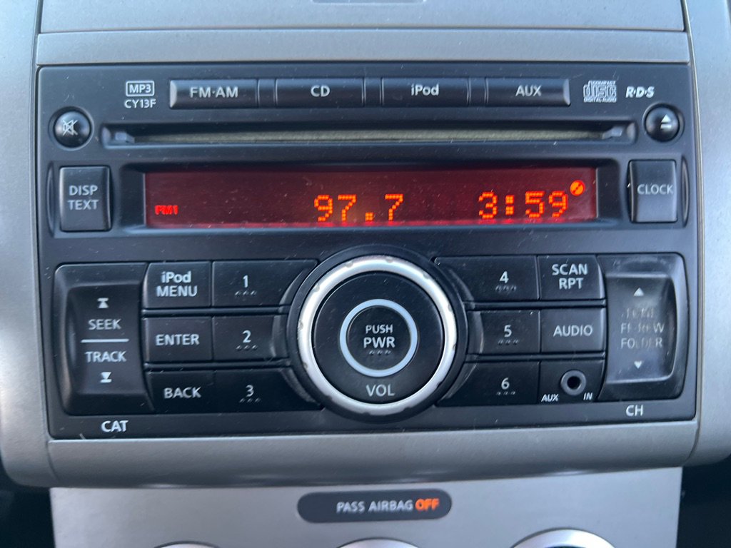 Used 2010 Nissan Sentra 2.0 S FWD image 21