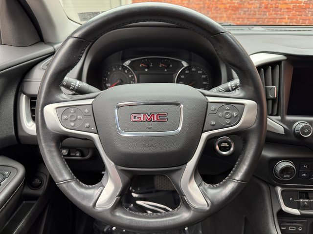 Used 2022 GMC Terrain SLT w/ Tech Package image 14