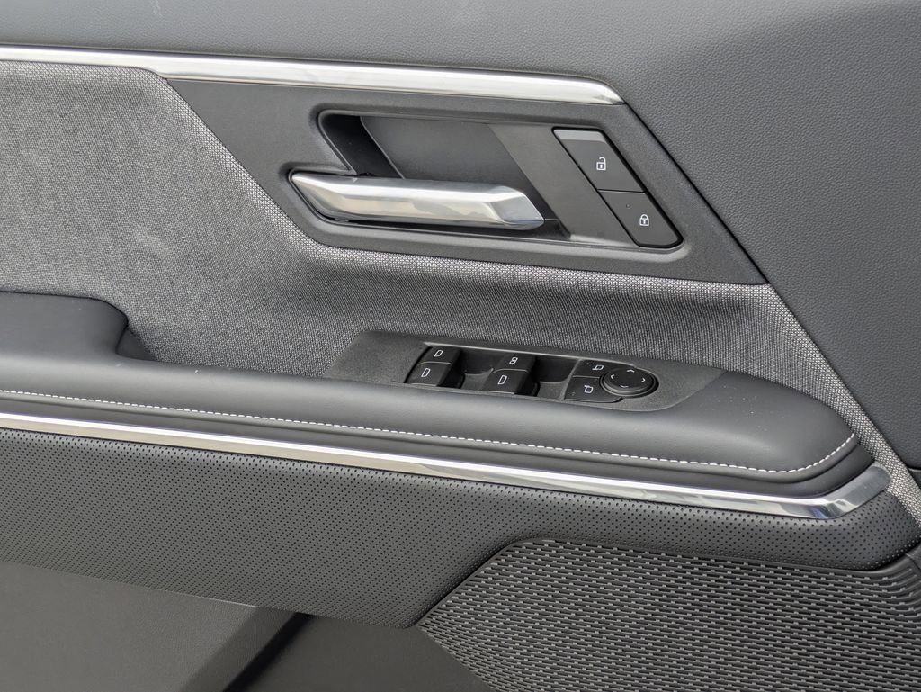 New 2026 GMC Sierra EV Elevation w/ LPO, Elevation Dark Package image 22