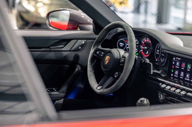 Used 2024 Porsche 911 Carrera T image 41