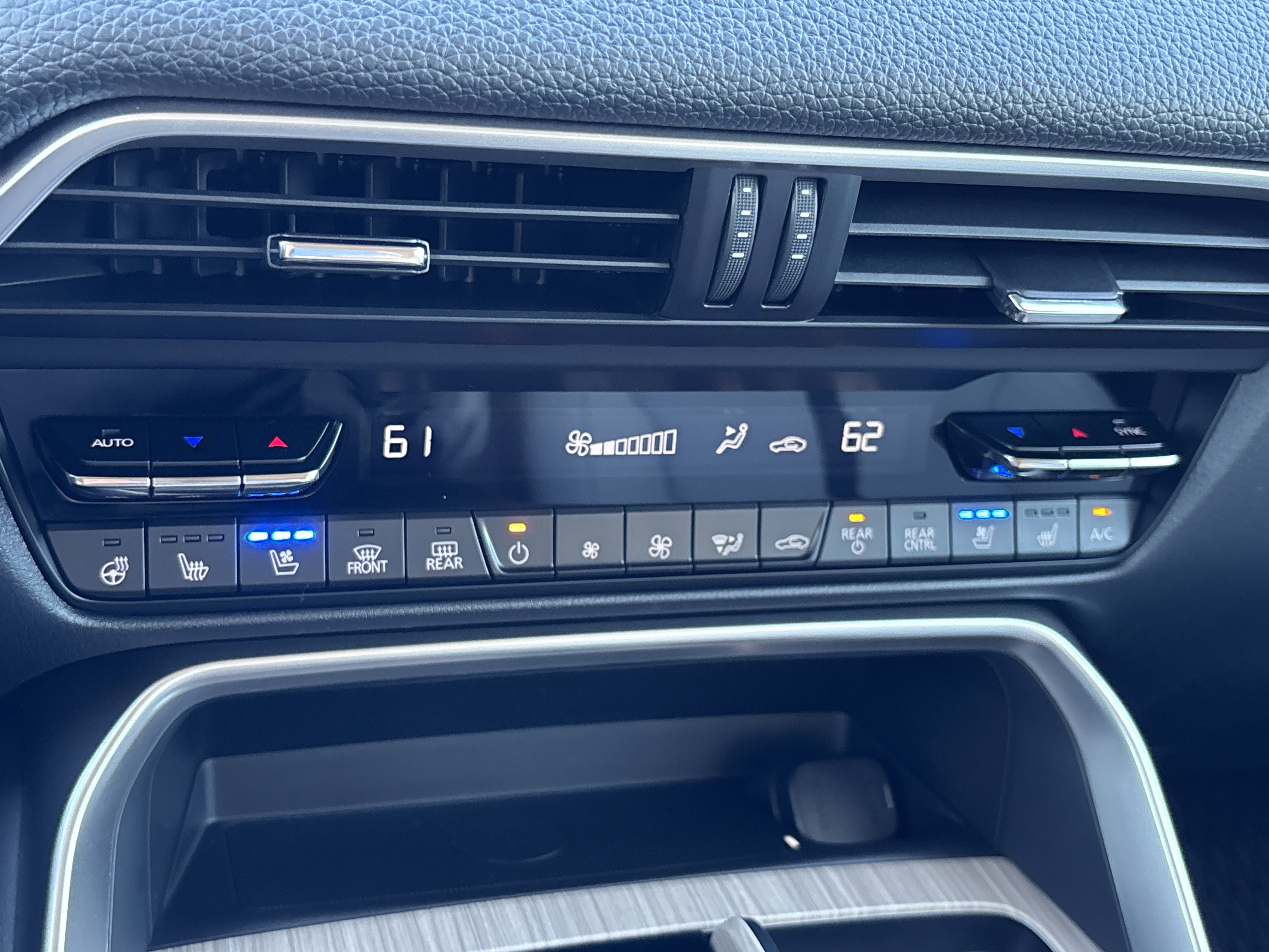 New 2026 MAZDA CX-90 3.3 Turbo w/ Preferred Package image 37