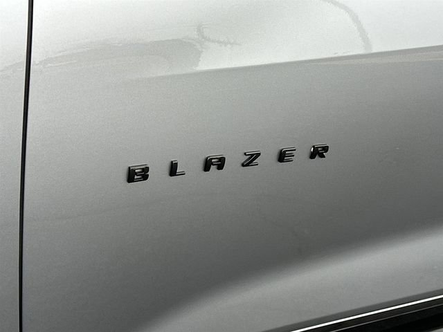 Certified 2023 Chevrolet Blazer RS w/ Enhanced Convenience Package image 8