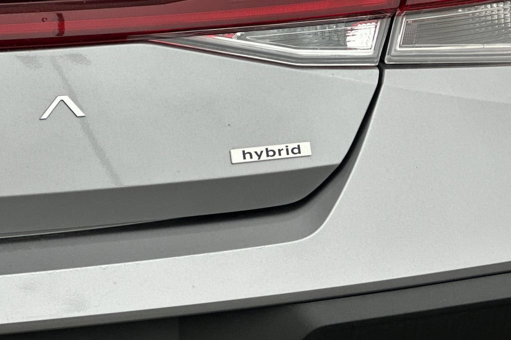New 2026 Hyundai Elantra SEL FWD image 23