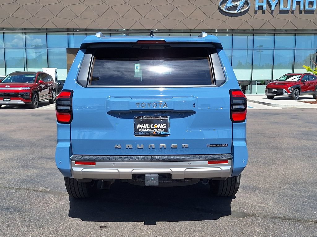 Used 2025 Toyota 4Runner Limited AWD/4WD image 4