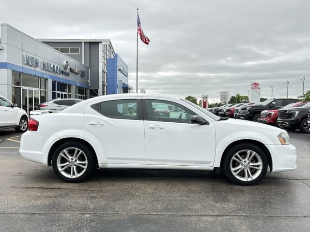 Used 2014 Dodge Avenger SE w/ Rallye Appearance Group FWD image 13