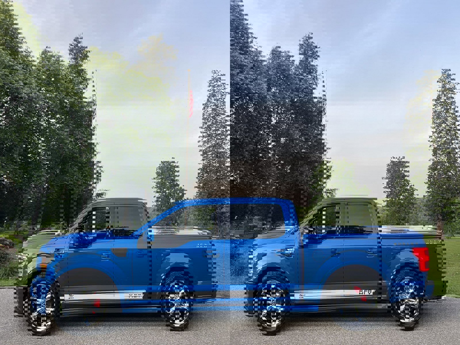 Used 2020 Ford F150 Lariat w/ Equipment Group 502A Luxury image 6