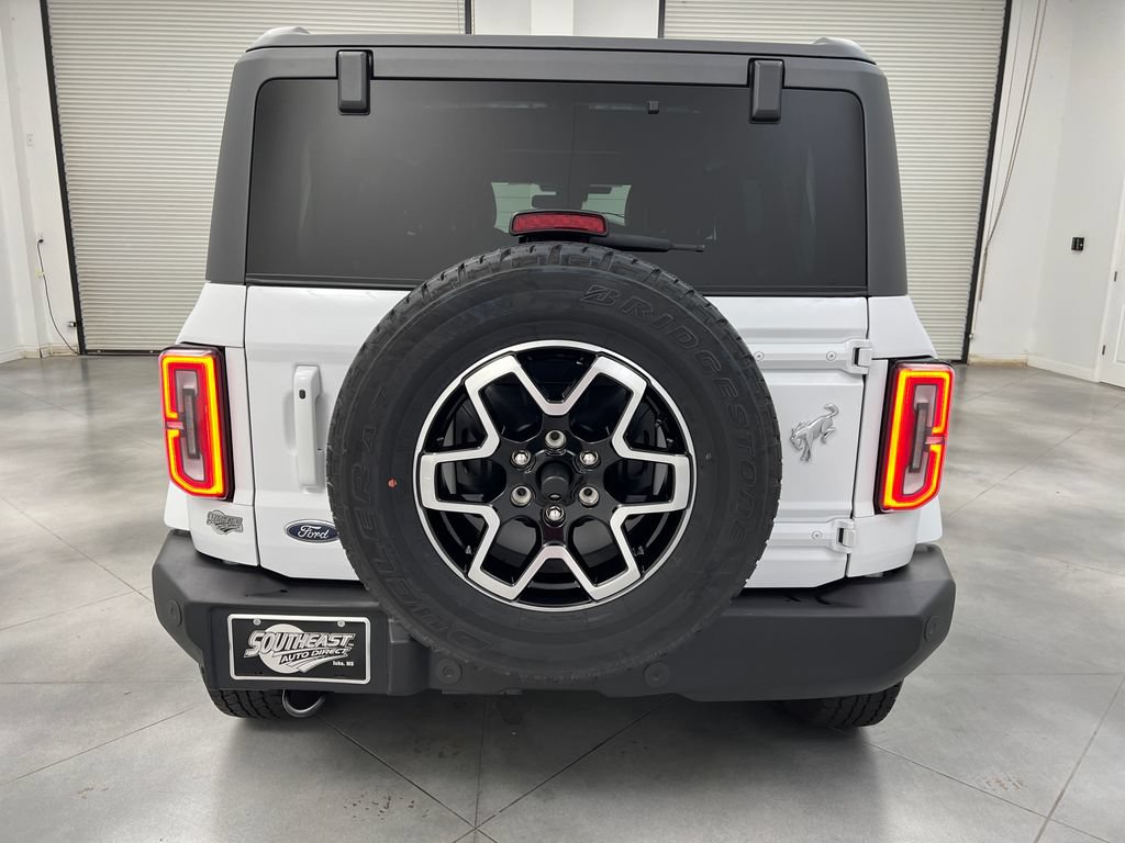 Used 2025 Ford Bronco Outer Banks AWD/4WD image 8