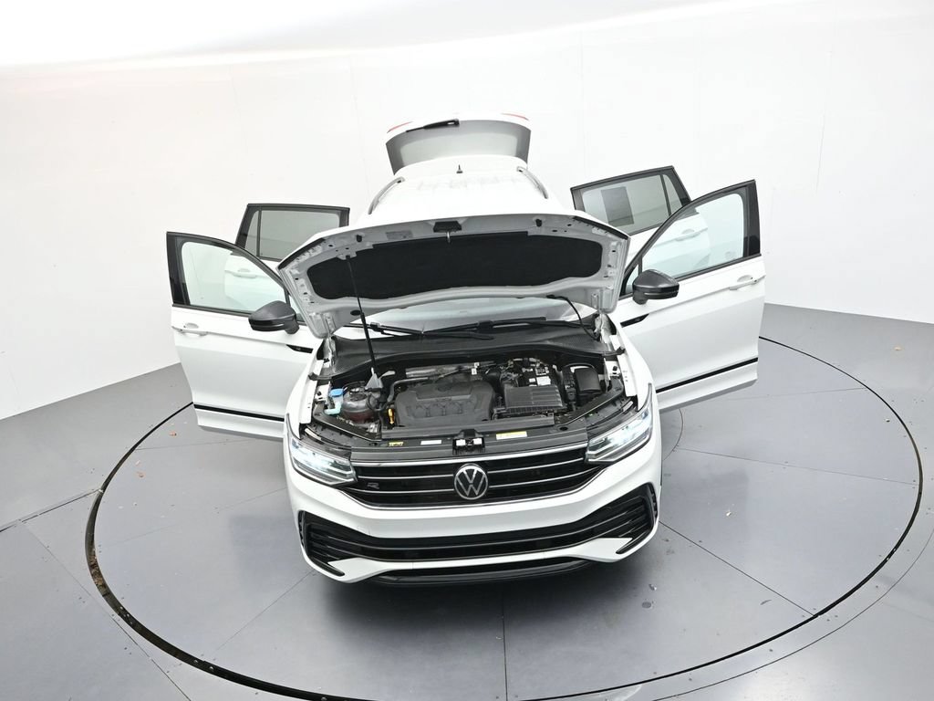 Used 2022 Volkswagen Tiguan SE R-Line FWD image 35
