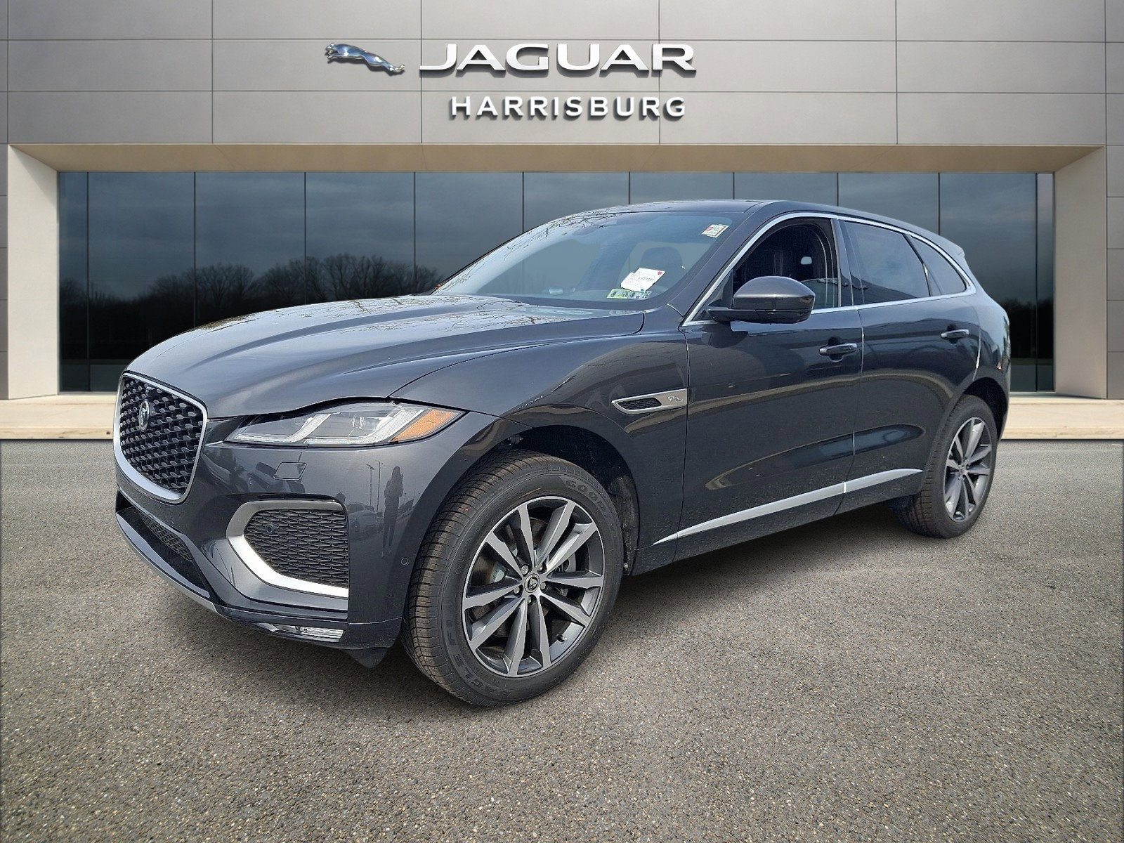 New 2026 Jaguar F-PACE R-Dynamic S image 1