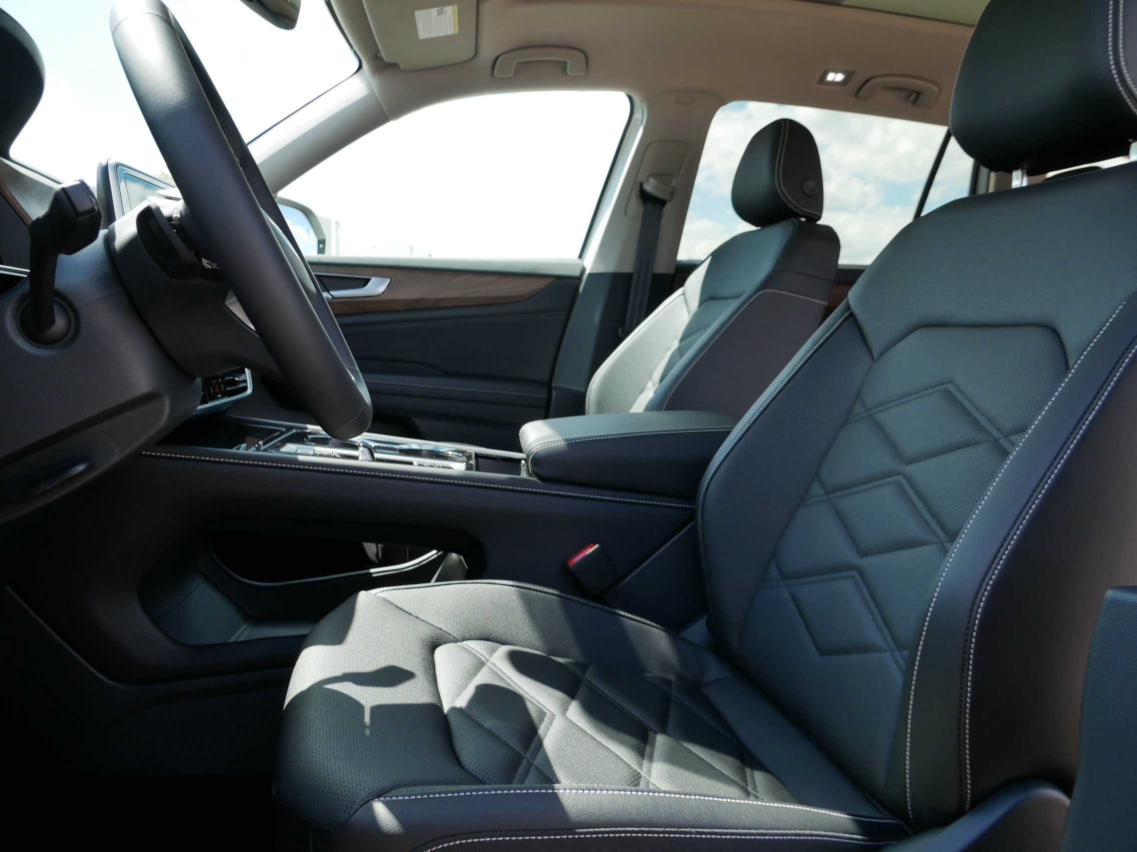 New 2026 Volkswagen Atlas SE AWD/4WD image 4