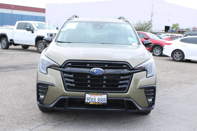 Used 2023 Subaru Ascent Onyx Edition AWD/4WD image 2