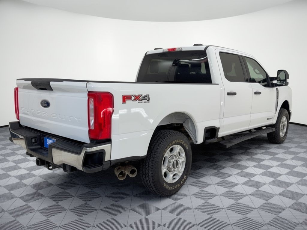 Used 2025 Ford F250 XLT w/ FX4 Off-Road Package AWD/4WD image 9
