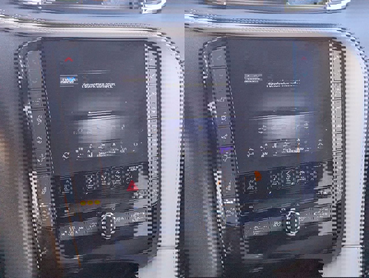 Certified 2023 INFINITI QX55 Essential image 25