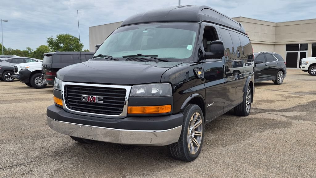 Used 2018 GMC Savana 2500 w/ Enhanced Convenience Package RWD image 6
