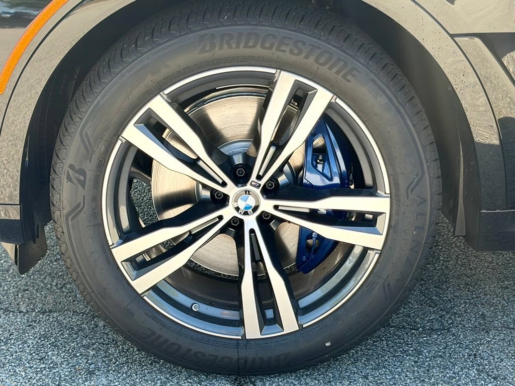 New 2027 BMW X7 xDrive40i w/ Executive Package AWD/4WD image 2