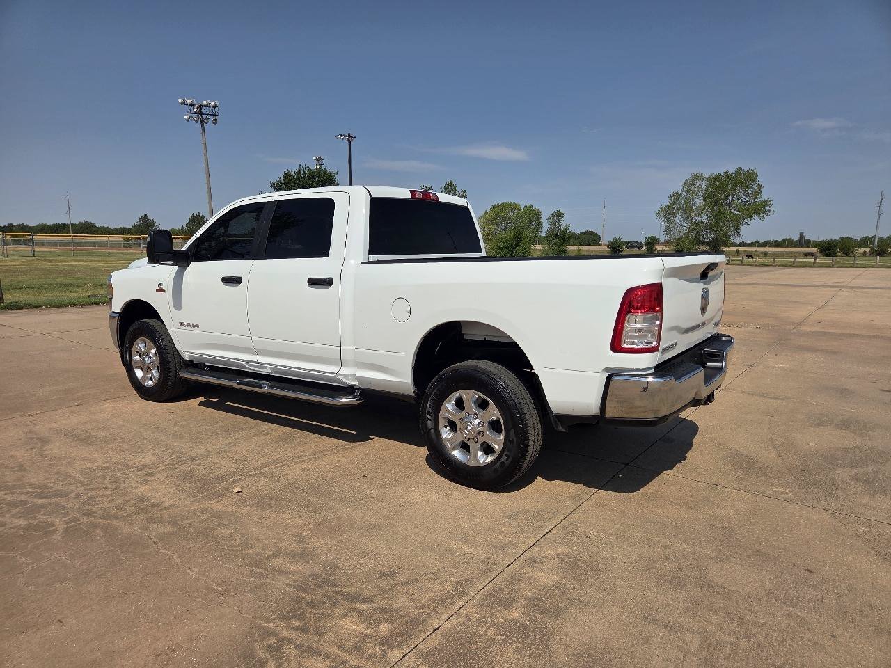 Used 2024 RAM 2500 Big Horn w/ Off Road Package AWD/4WD image 6