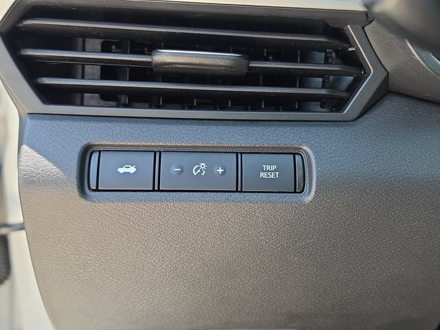 Certified 2024 Nissan Altima 2.5 SV FWD image 27