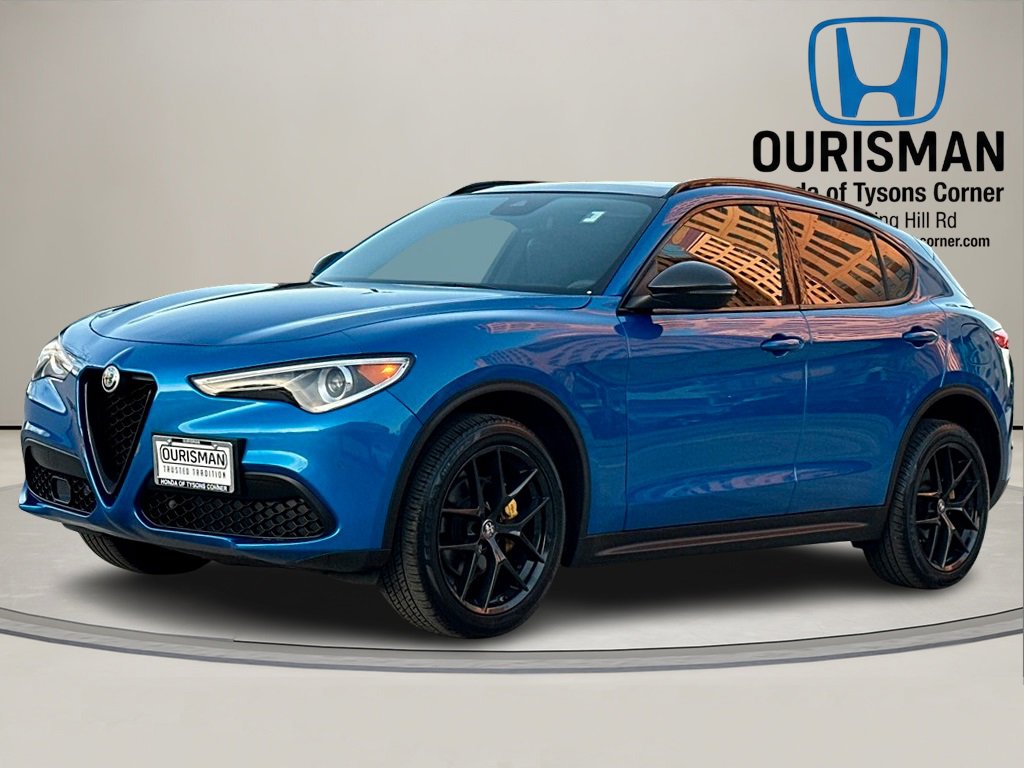 Used 2019 Alfa Romeo Stelvio Ti Sport w/ Quick Order Package 22S Sport image 2