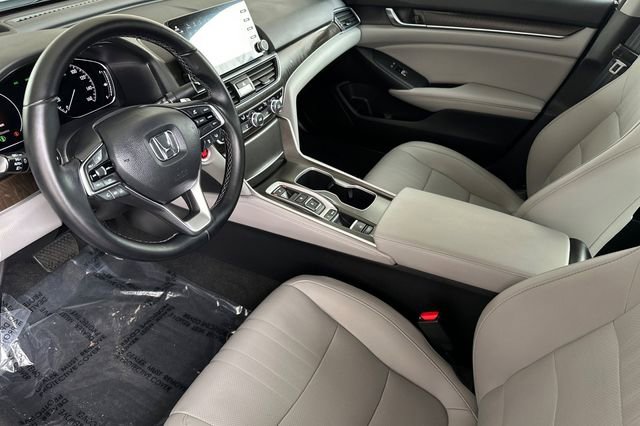 Used 2020 Honda Accord Touring image 6
