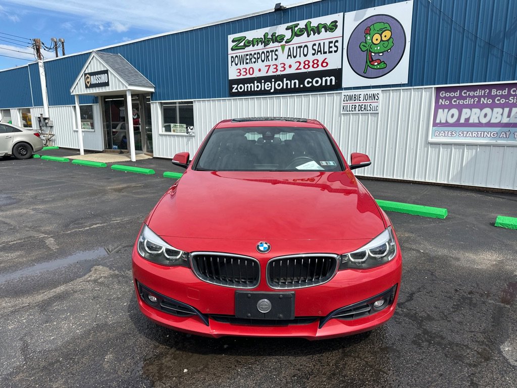 Used 2018 BMW 330i Gran Turismo xDrive AWD/4WD image 2