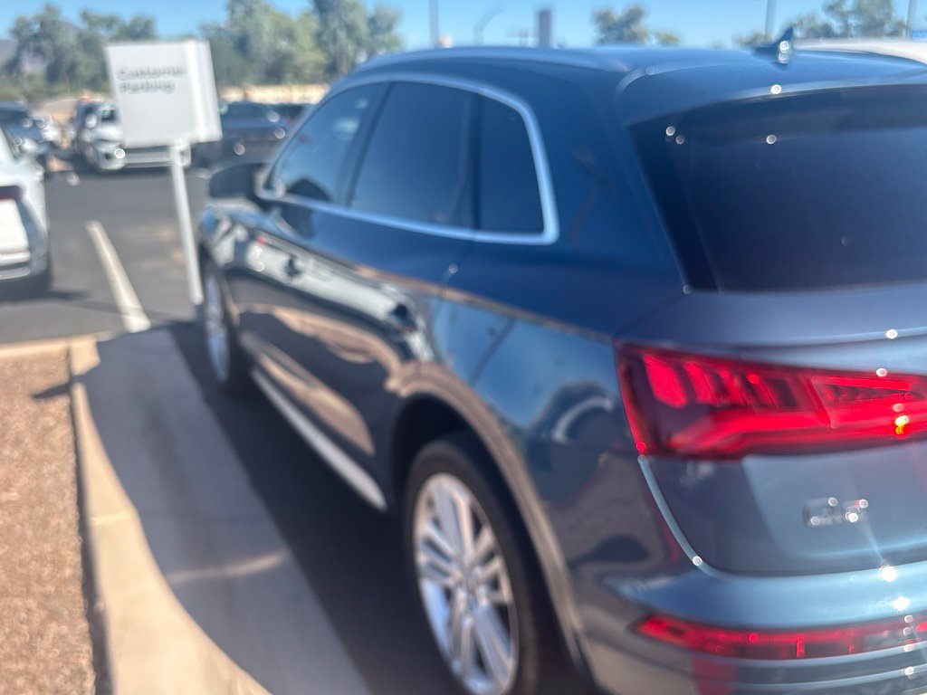 Used 2018 Audi Q5 Prestige w/ Prestige Package AWD/4WD image 3