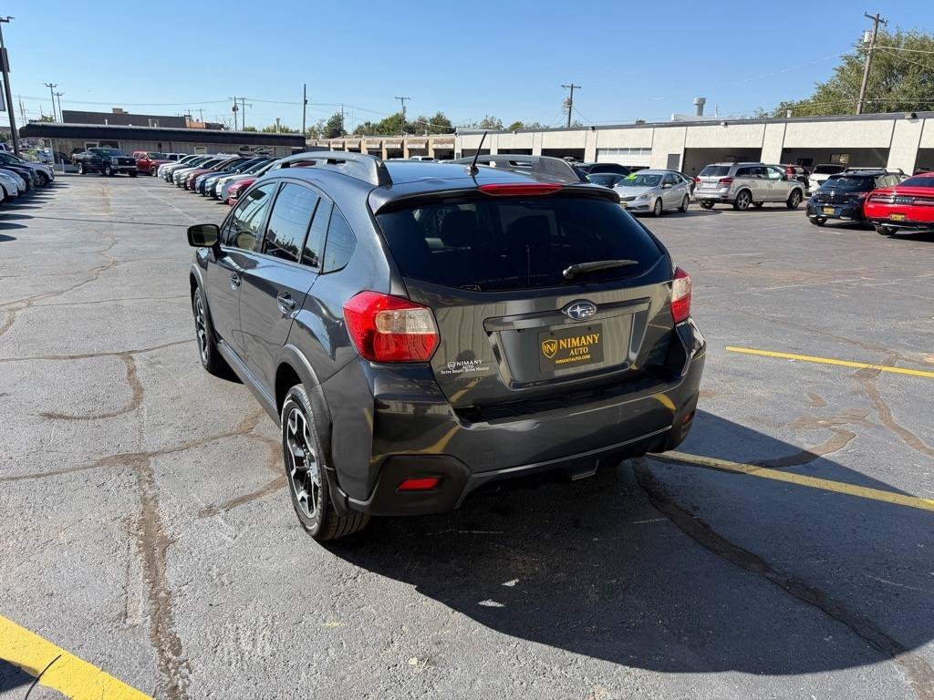 Used 2017 Subaru Crosstrek 2.0i Premium w/ Popular Package #2 AWD/4WD image 4