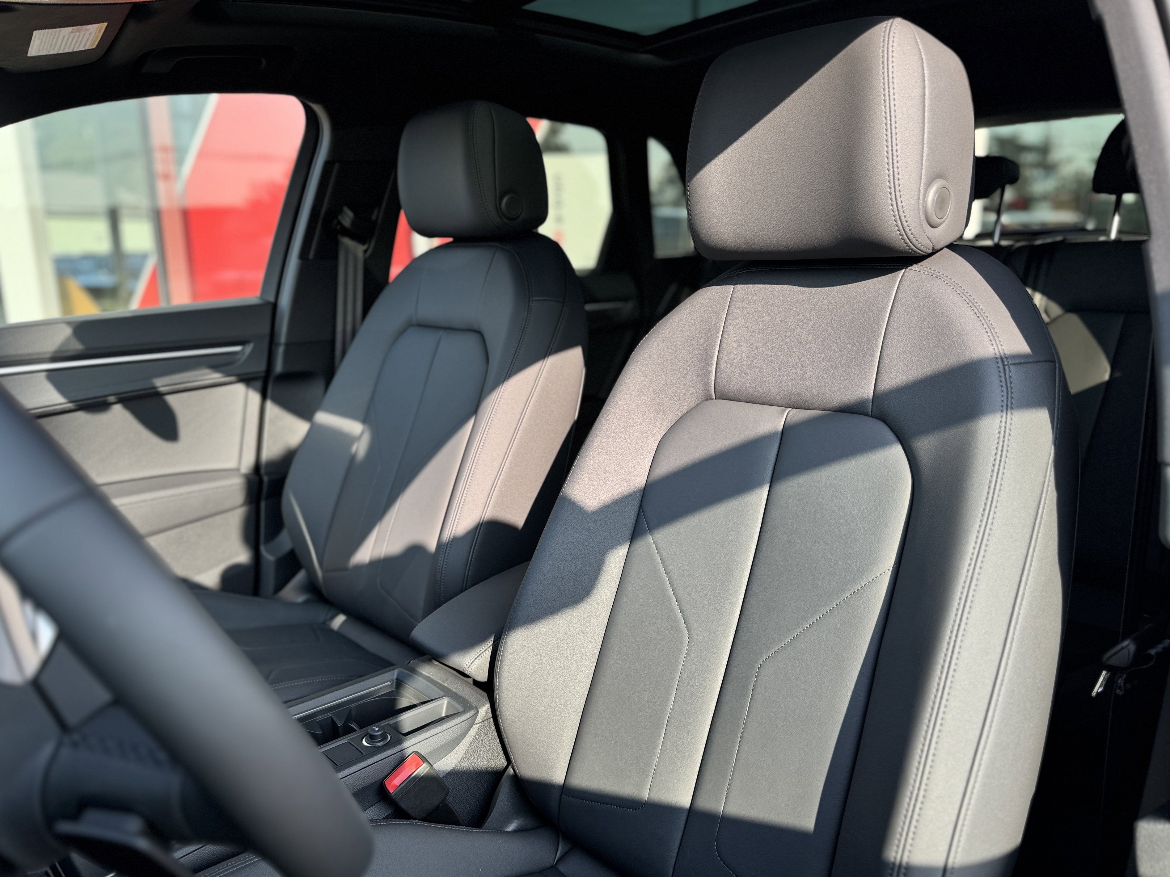 New 2025 Audi Q3 2.0T Premium Plus image 5