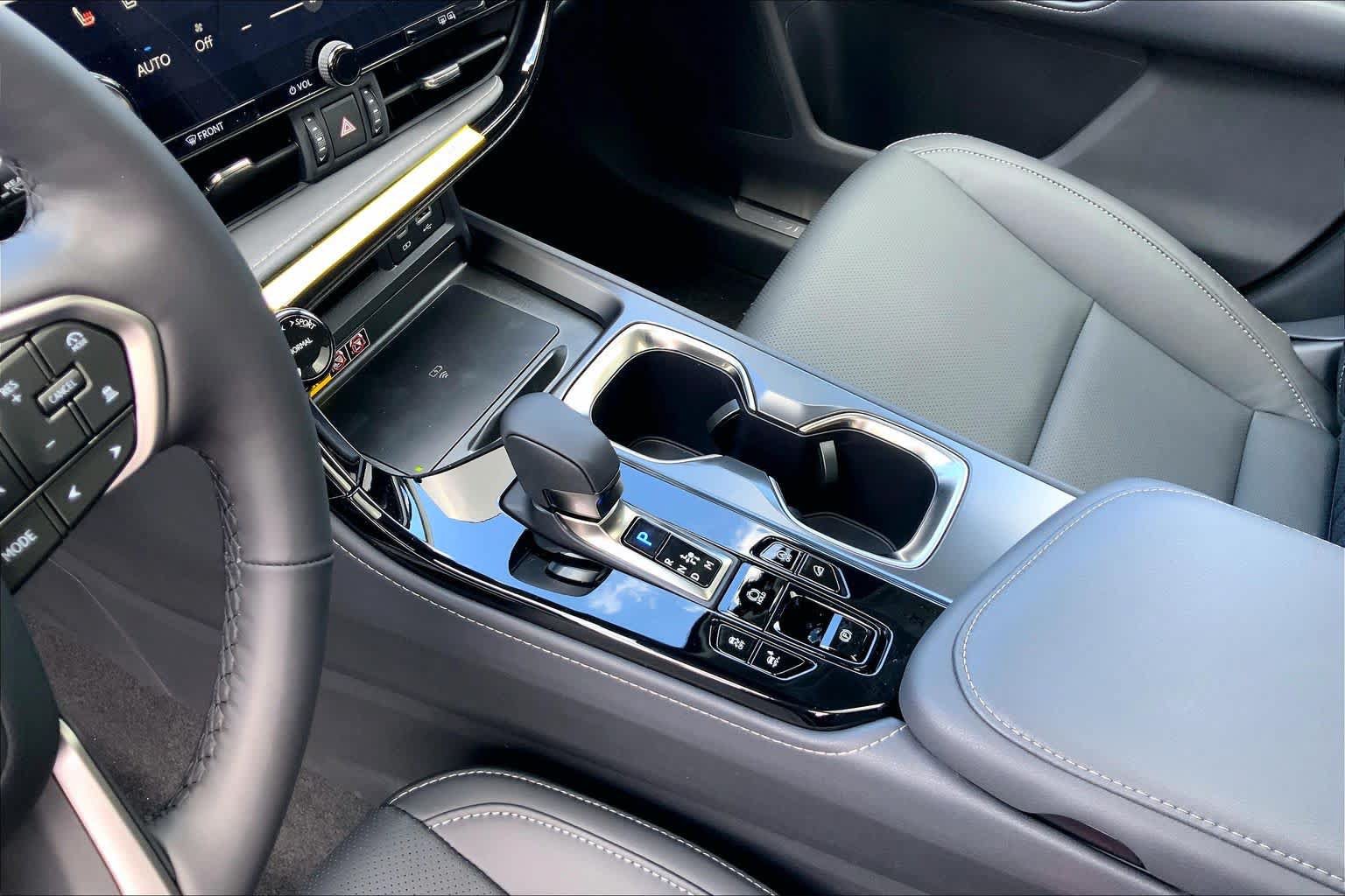 New 2026 Lexus NX 350 AWD w/ Premium Package image 7