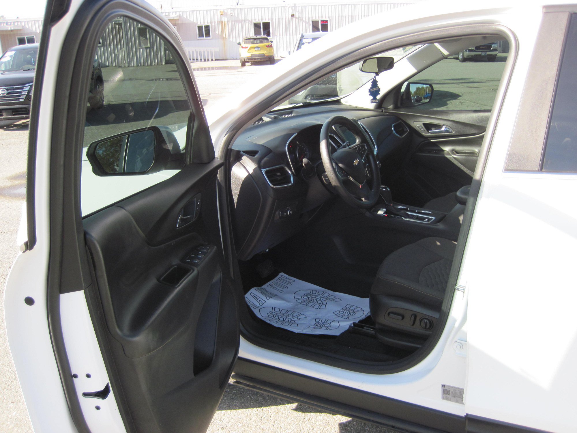 Used 2021 Chevrolet Equinox LT AWD/4WD image 9