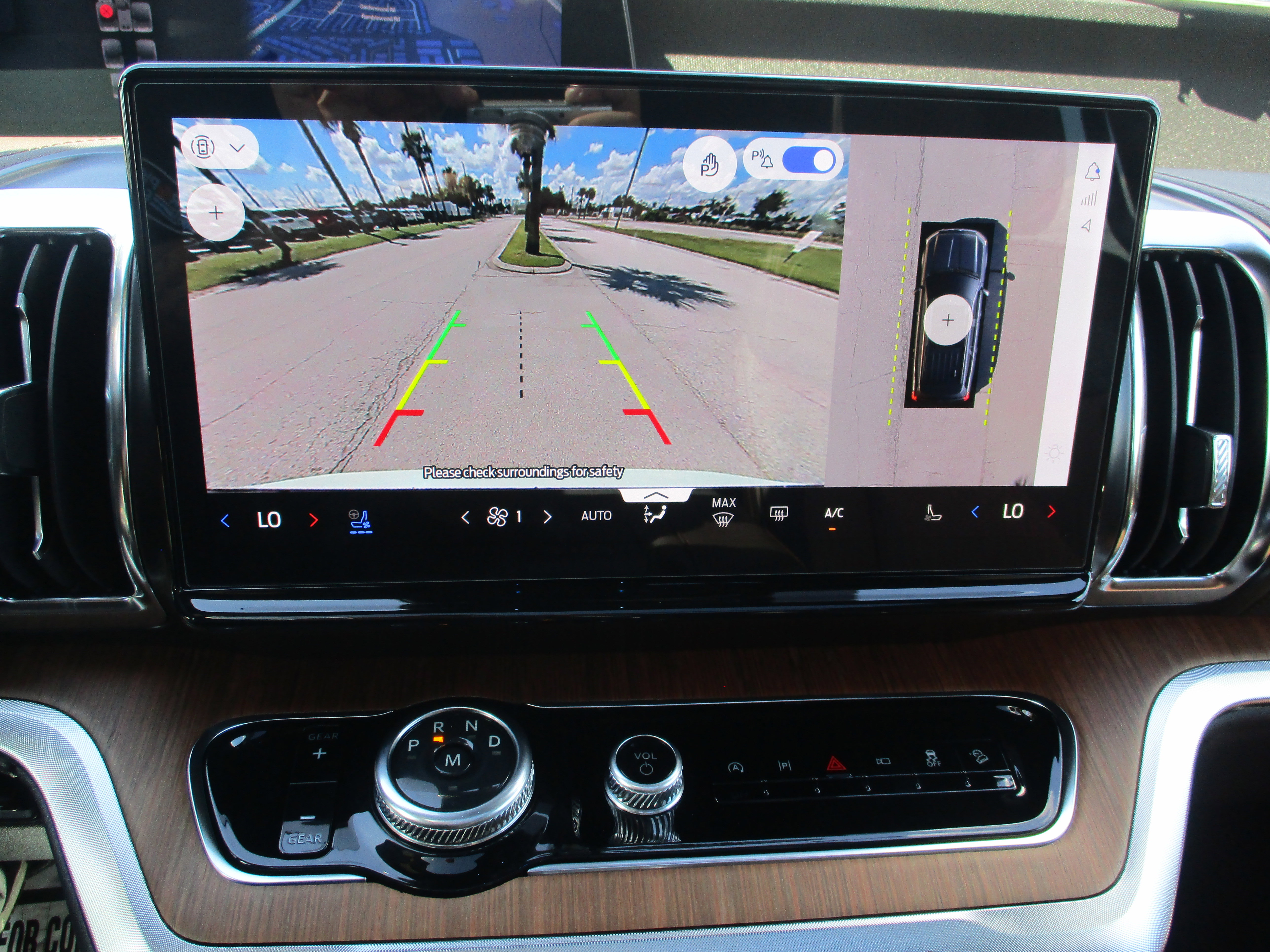 New 2025 Ford Expedition King Ranch image 17